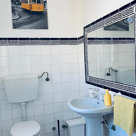 Gama House R4 ליסבון