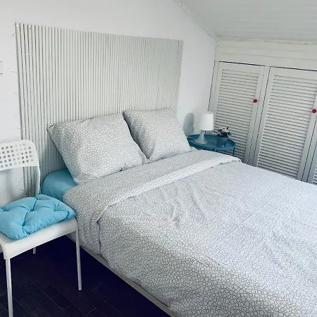 Gama House R4 בית הארחה